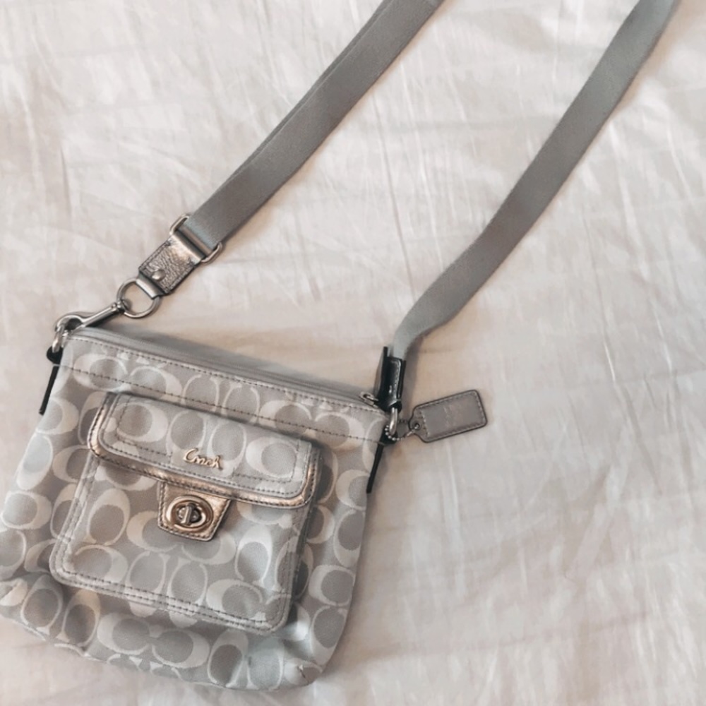 COACH signature swing pack cross-body purse